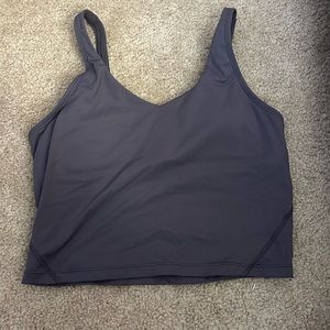 Workout top with pads